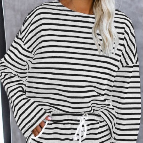 Navy Striped long sleeve lounge set, soft & comfy! - Picture 4 of 11